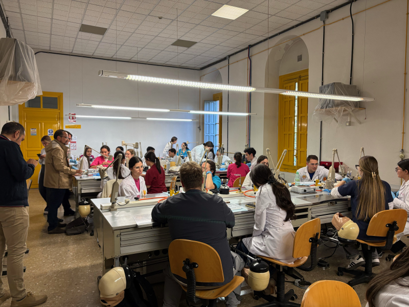 Asistentes al curso de composites inyectados Curso composites inyectados